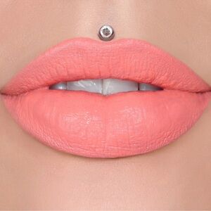 Jeffree Star Velvet Trap Lipstick Orange Prick